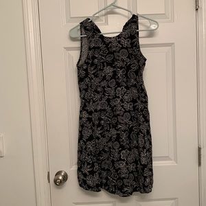 Old Navy black and white floral dress XS